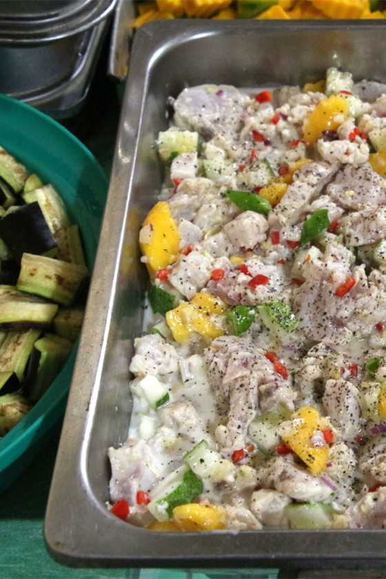 Entdecke die philippinische Küche beim Camping am Strand