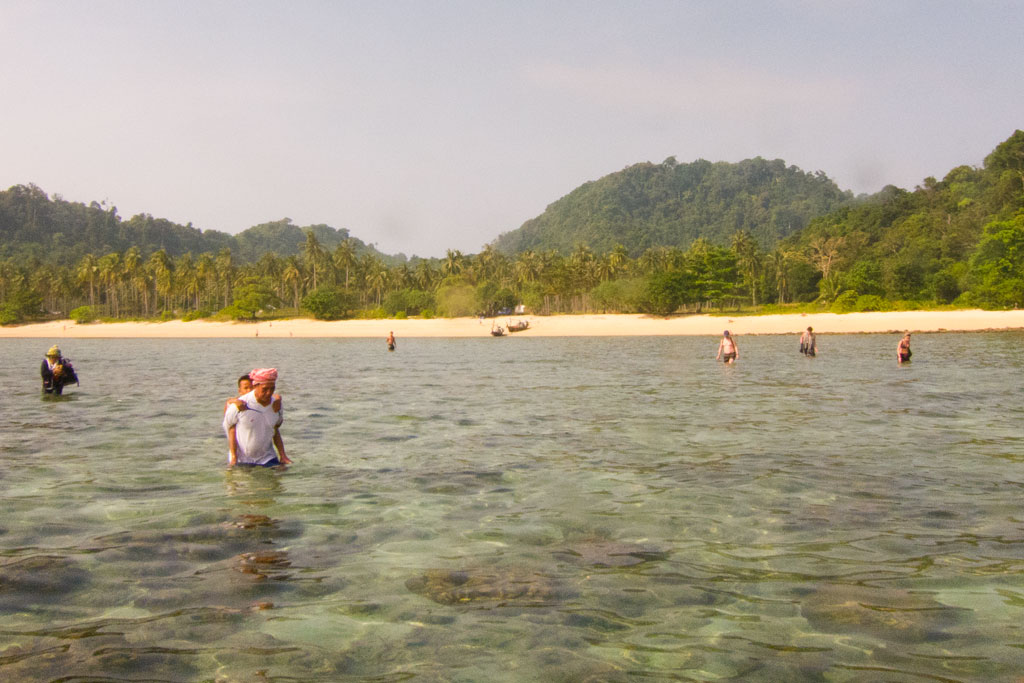 Schnorchelausflug mit Stopp auf Ko Ngai – Thailändische Inseln | SOMEWHERE ELSE