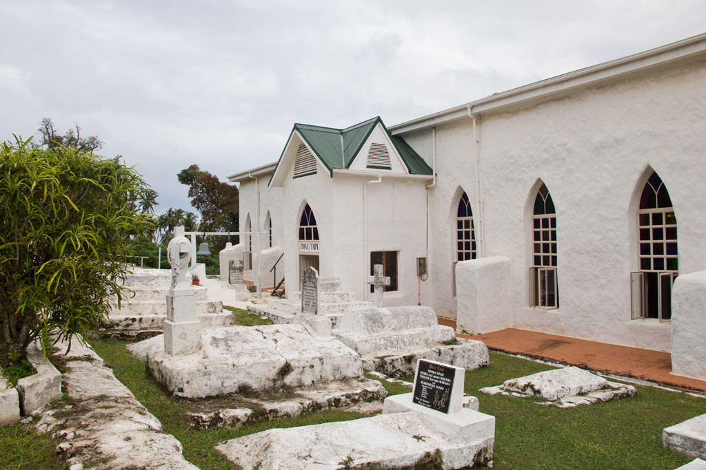 Aitutaki Lagoon Cruise – Kirche | SOMEWHERE ELSE