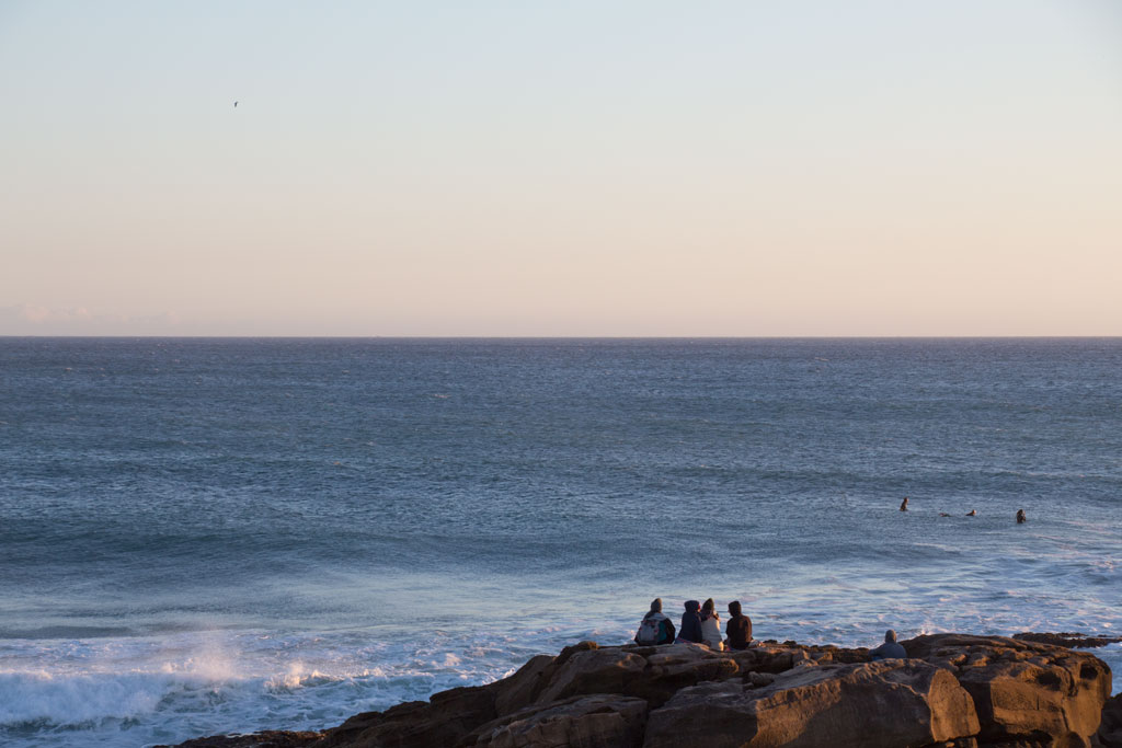 Taghazout Surfen – Surfer beobachten am Anchor Point | SOMEWHERE ELSE