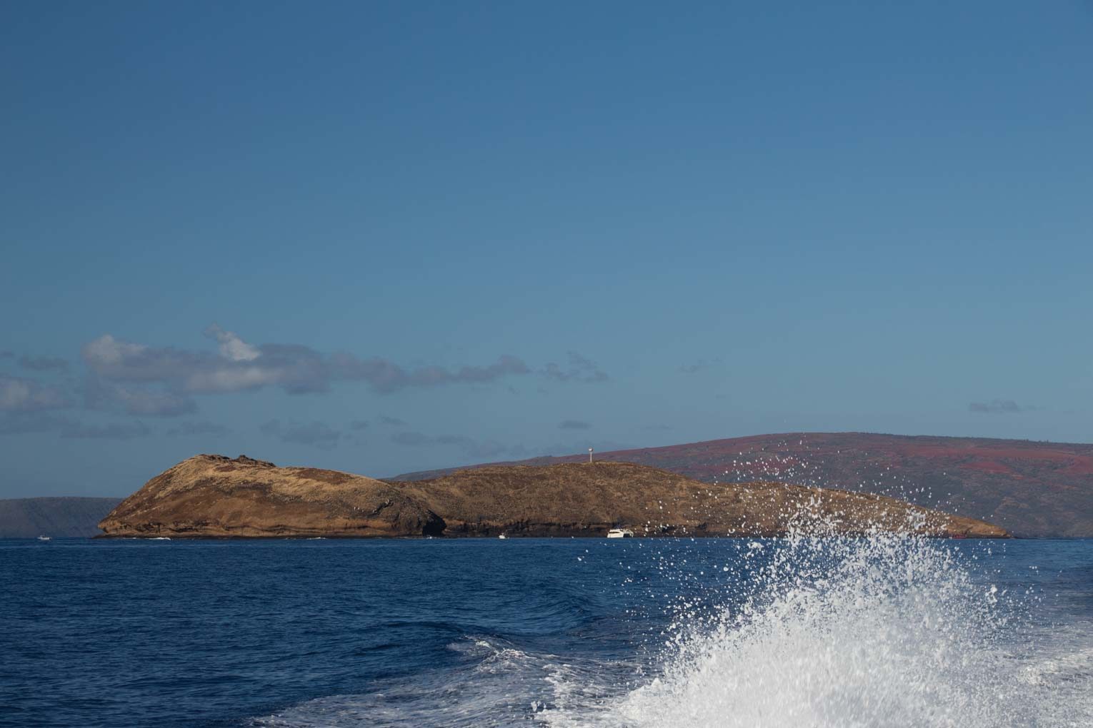 Maui Hawaii – Bootsfahrt zum Molokini Crater | SOMEWHERE ELSE
